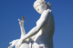 Potsdam, Schloss Sanssouci, Skulptur Juno mit Pfau