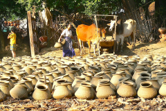 Myanmar, Am Irrawaddy, Besuch einer Töpferei