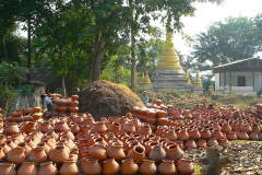 Myanmar, Am Irrawaddy, Besuch einer Töpferei
