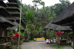 Bali, Batu Karu Tempel