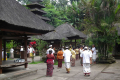 Bali, Batu Karu Tempel
