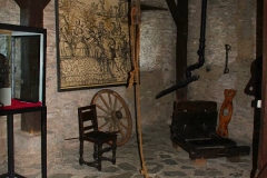 Marksburg, Braubach, Rheinland-Pfalz, Pferdestall (Folterkammer)