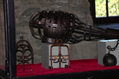 Marksburg, Braubach, Rheinland-Pfalz, Pferdestall (Folterkammer)