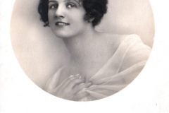 1952