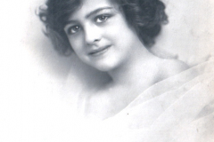 1953