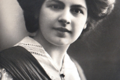 1973