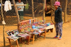 Laos, Hmong und Khmu