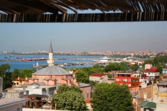 Istanbul, Blick von der Hoteldachterrasse auf den Bosporus