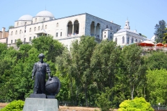 Istanbul, Denkmal Admiral Piri Reis unterhalb des Topkapi-Palastes