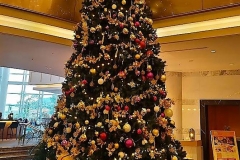 Japan, Osaka, Weihnachtsbaum im Hotel