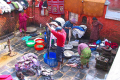 Nepal, Kathmandu, Öffentlicher Waschplatz