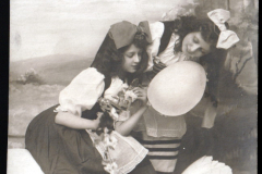 1922