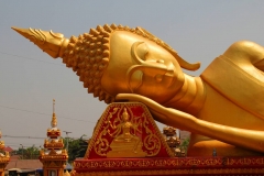 Laos, Vientiane, Wat That Luang, Liegender Buddha