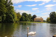 München, Schlosspark Nymphenburg, Badenburger See mit Badenburg