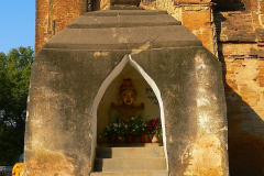 Myanmar, Bagan, Tharabha Tor