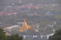 Myanmar, Mandalay, Abendstimmung am Mandalay Hügel