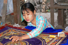 Myanmar, Mandalay, Handwerk Stickerei