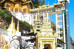 Myanmar, Pindaya, Eingang zur Shwe U Min-Höhle