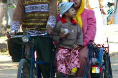 Myanmar, Begegnungen unterwegs auf unserer Fahrt zum Mount Popa