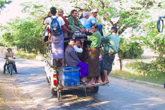 Myanmar, Begegnungen unterwegs auf unserer Fahrt zum Mount Popa