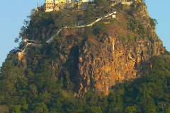 Myanmar, Vulkankegel Popa Taung Kalat