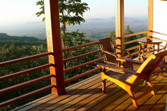 Myanmar, Popa Mountain Resort