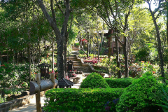 Myanmar, Popa Mountain Resort