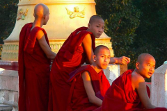Myanmar, Pyay, Abendstimmung an der Shwesandaw Pagode