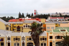 Namibia, Swakopmund, Blick vom Woermannhaus auf den Leuchtturm