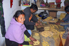 Nepal, Khokana Bungamati, Holzschnitzkunst