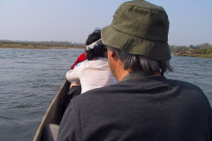 Nepal, Chitwan-Nationalpark, Kanufahrt auf dem Rapti River