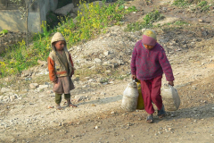 Nepal, Begegnungen unterwegs nach Pokhara
