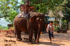 Laos, Am Nam Ou Fluss