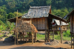 Laos, Oudomxay, Nam Kat Yola-Regenwald, Khmu Village