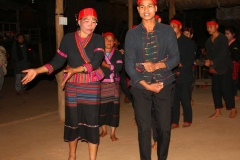 Laos, Oudomxay, Nam Kat Yola-Regenwald, Khmu Village, Tanzvorführung