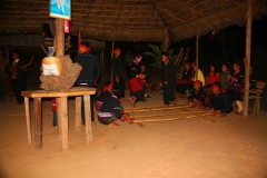 Laos, Oudomxay, Nam Kat Yola-Regenwald, Khmu Village, Tanzvorführung