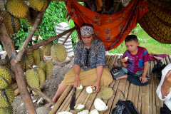 Sumatra, Umgebung Bukittinggi, Durianstand