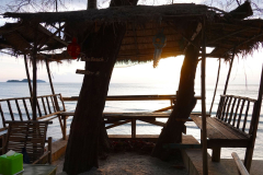 Thailand-Koh-Chang-Klong-Prao-Beach-Strandlokal