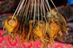 Laos, Vang Vieng, Markt am Straßenrand